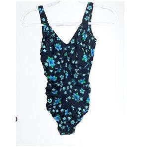L.L. Bean Floral Swimsuit One Piece 16R Beach Vacation Preppy Resort Summer